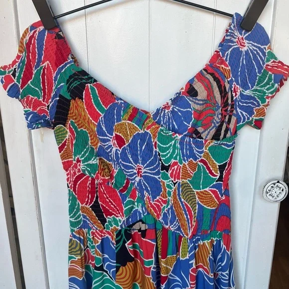 Vici Aakaa Put it in Print Vibrant Floral Off-Shoulder Smocked Maxi Dress - Picture 2 of 9